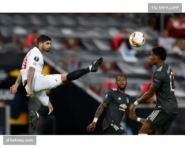 塞维利亚三月场均被射门16.3次,防线组织出现结构性问题